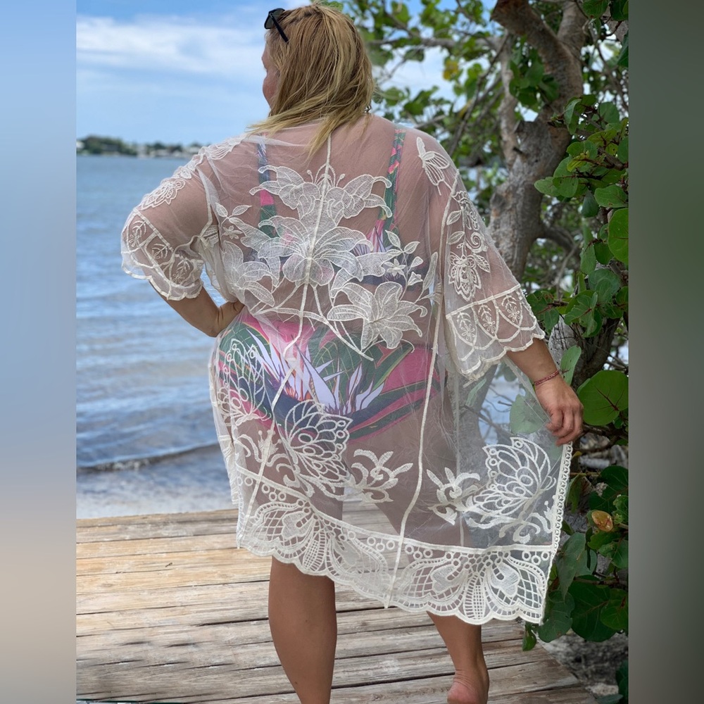 Sheer white lace boho kimono coverup butterfly front tie closure NWT
